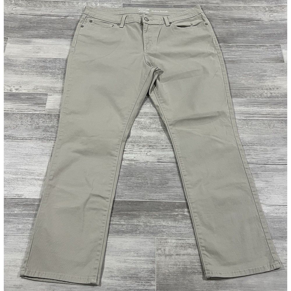 Levis Womens Modern Straight Cream Color Jeans Size 18S 34X30 (measures 36X27.5)